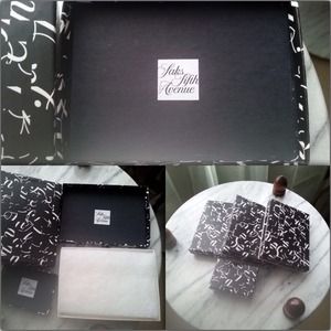 Saks Fifth Avenue boxes 🍒Make me an offer🍒