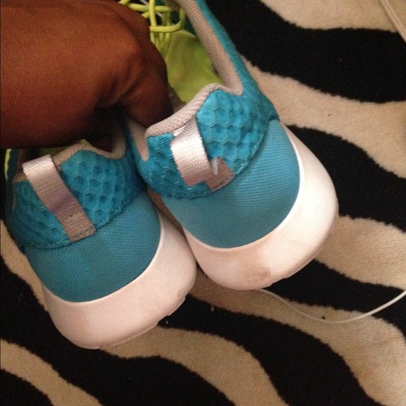 Men's Nike Roshe Run - Picture 2 of 3