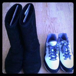 Bundled blk classic Australian Uggs & Nikes SOLD