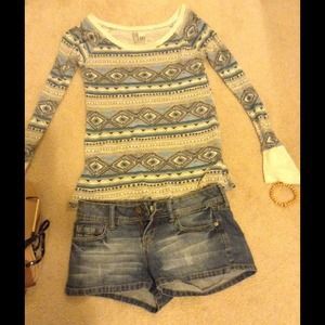 PacSun Tribal Print Fleece Top!