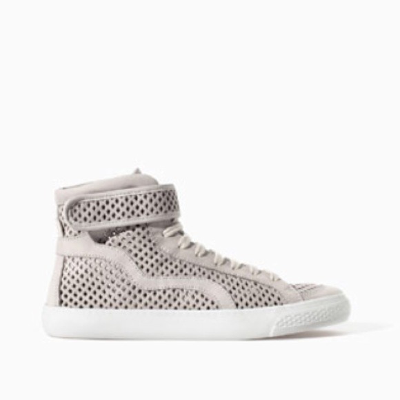 Zara Shoes - 🆕Zara Mesh Hi-Top Sneakers