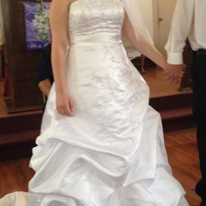 Wedding dress