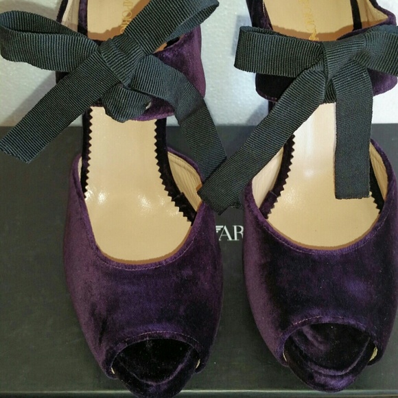 VELVET EVENING HEELS