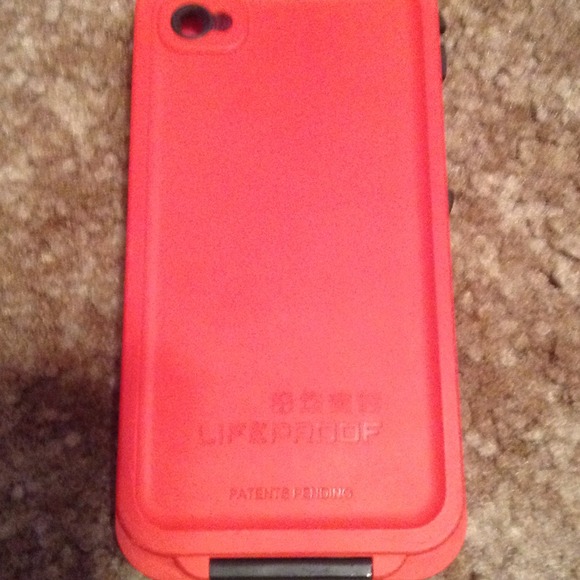 Red iphone 4 lifeproof case - Picture 2 of 2