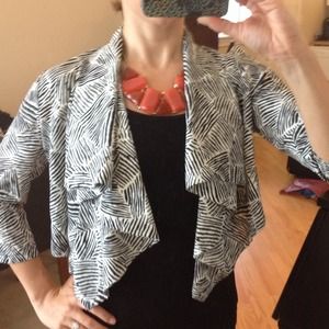 Zebra Print - Cropped Drape Blazer