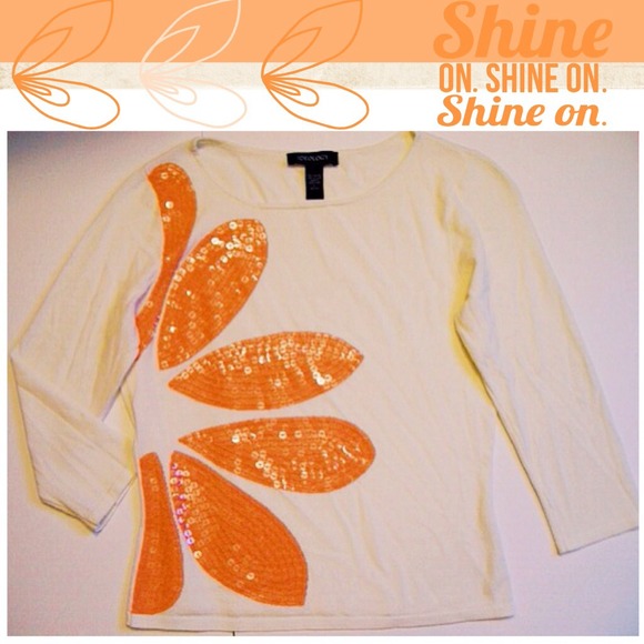 Ideology Tops - 📦BUNDLED📦 White Knit Top, Orange Sequined Petals