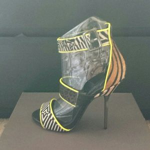 Steve Madden Keyshia Coles