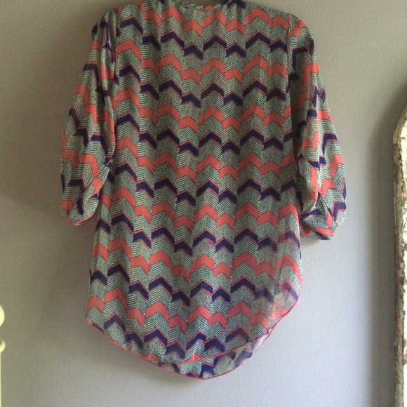 Blouse - Picture 3 of 3