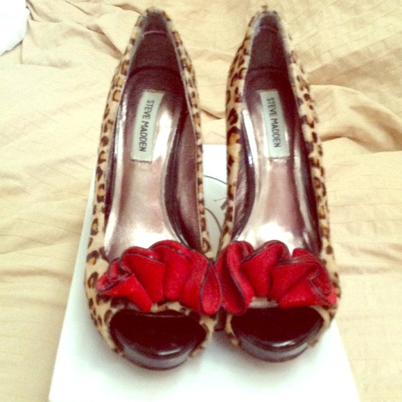 Steve Madden Shoes - Leopard pumps with red leather ruffle accent