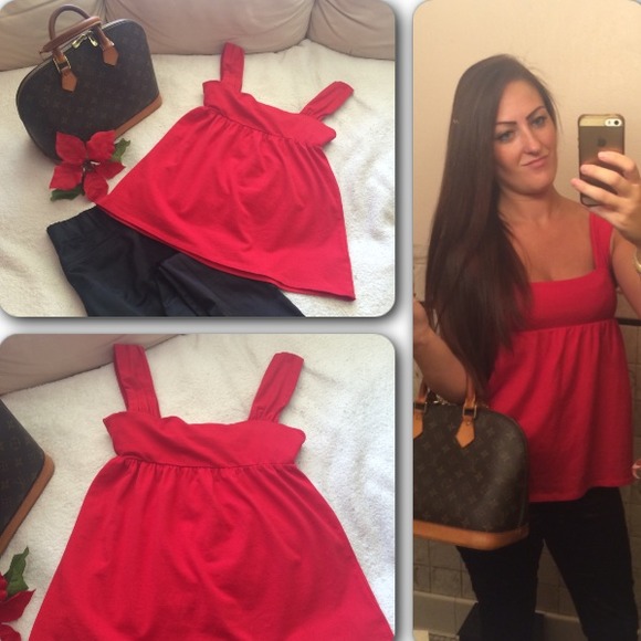 💕VICTORIA'S SECRET red bra top💕