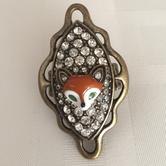 Fox & rhinestone cocktail ring