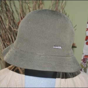 KANGOL Hat in Hunter Green