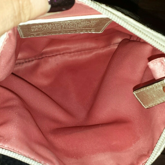 $5 PRICE CUT! Crossbody - Picture 4 of 4