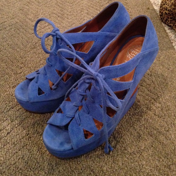 Jeffrey Campbell Harlow wedges - Picture 3 of 4