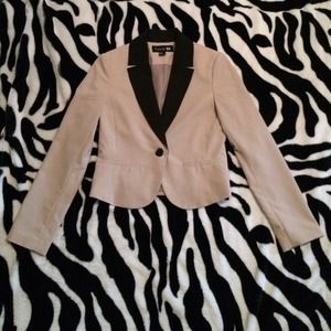 Beige with black collar blazer in mint condition