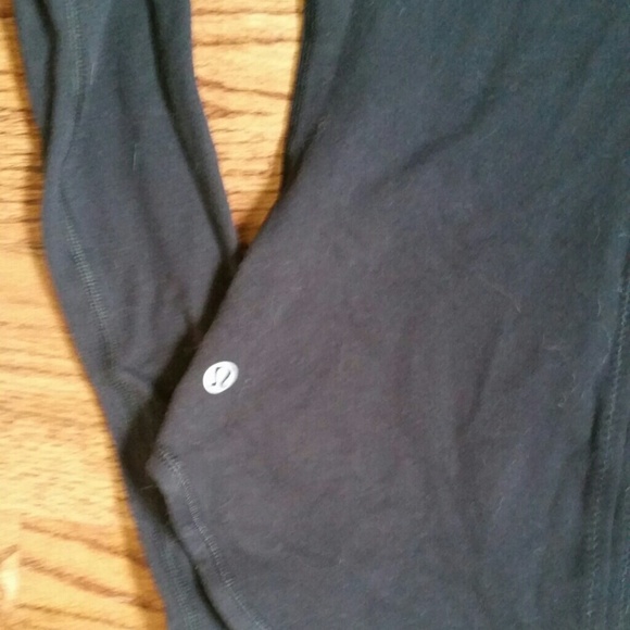 Black Ribbon Thermal,  With Thumb Holes