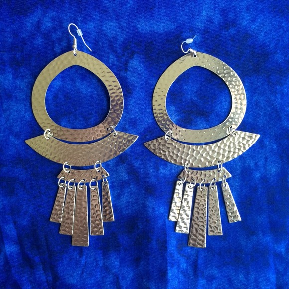 💸💁 Silver Earrings