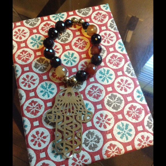 Handmade arm piece