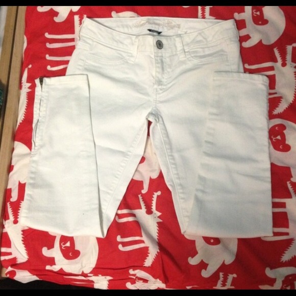 American Eagle White Jeggings