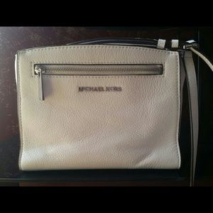 Michael Kors Sophie Medium
