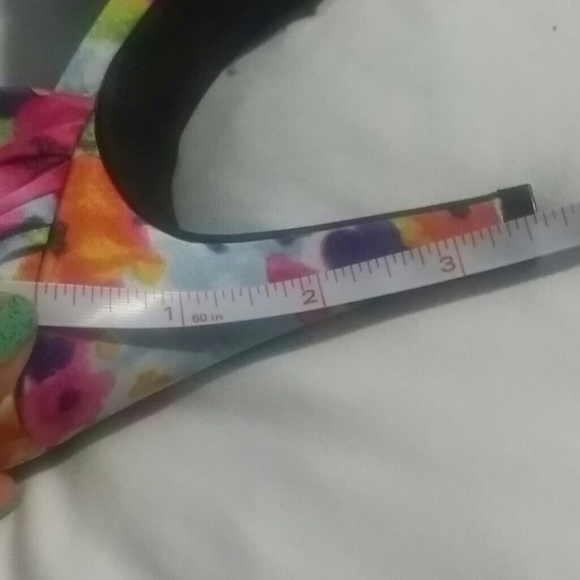 **SOLD IN BUNDLE** - Picture 4 of 4