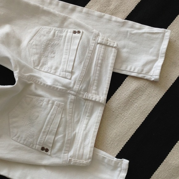 White skinny jeans😍 - Picture 2 of 3
