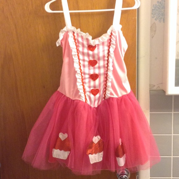 Absolutely Adorable Cupcake Halloween Costume! - Picture 1 of 1