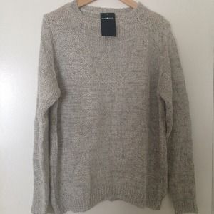 ⛔️SOLD⛔️ Brandy Melville Sweater