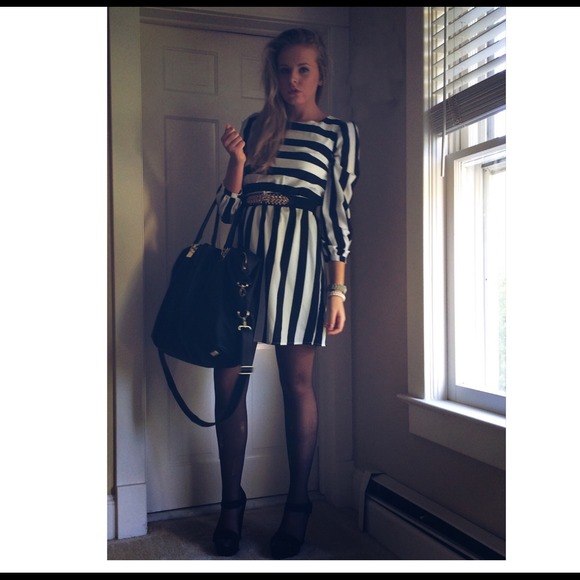 Bad girl of the office 😏👽👠