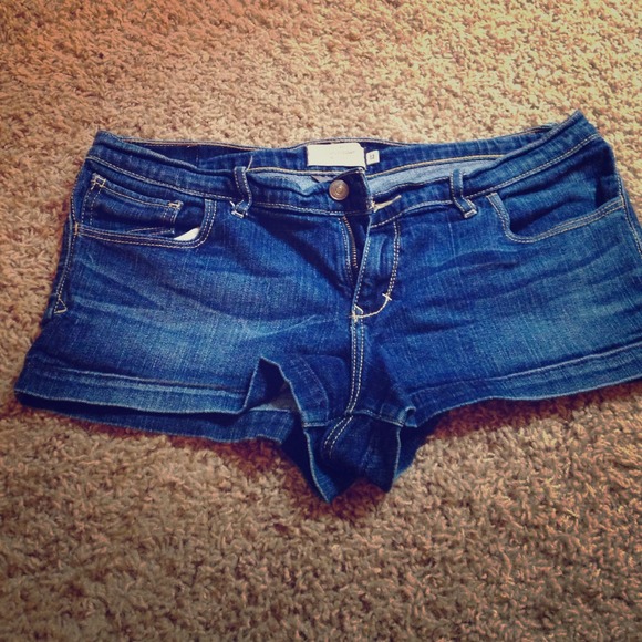 ❌SOLD❌A&F shorts!! 💚💜💙