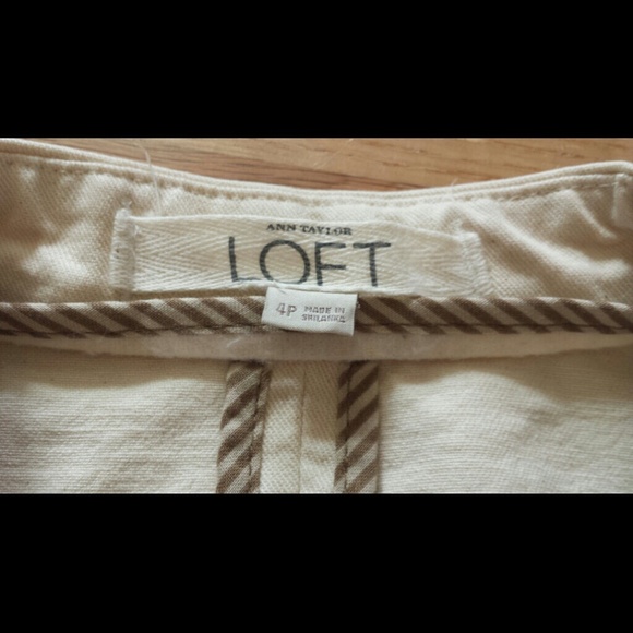 Ann Taylor Loft Ivory & Black Blazer -Donated- - Picture 2 of 4