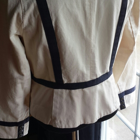 Ann Taylor Loft Ivory & Black Blazer -Donated- - Picture 4 of 4