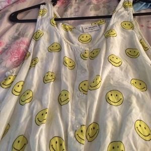 La hearts button down rank top