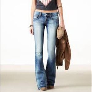 A&E Modern Flare stretch jean