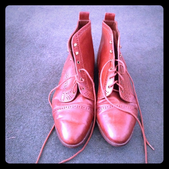 Tan lace-up ankle boots