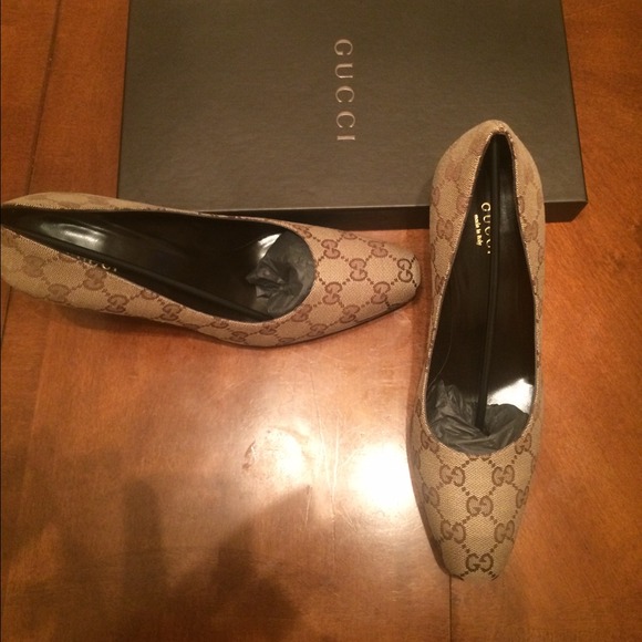 Gucci pumps!