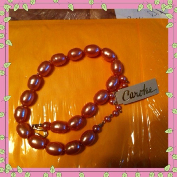 Carolee pink choker