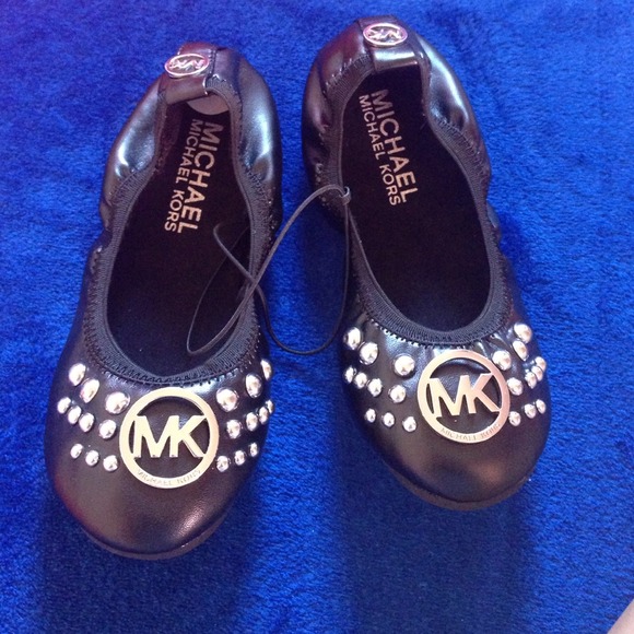 Michael Kors Flats⬇⬇Just Reduced⬇⬇ FINAL PRICE⬇⬇