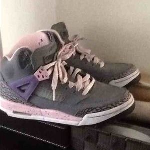 Pink and grey air Jordan's youth sz6.5.