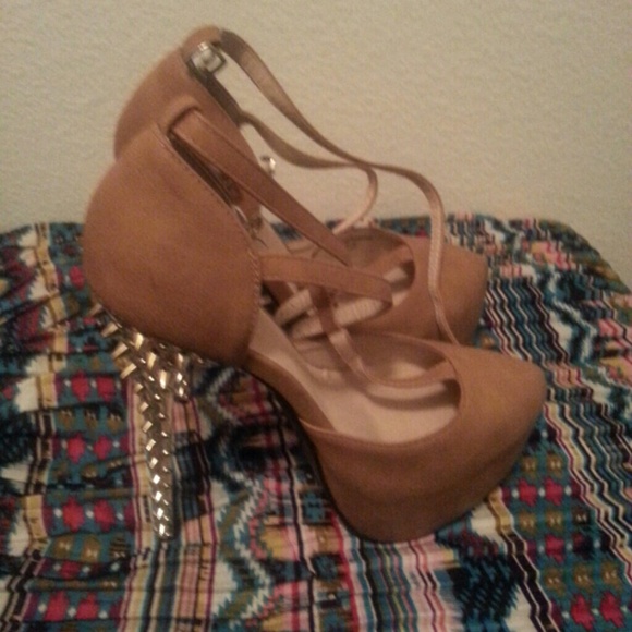 NEW! BEAUTY..Carmel Hills with gold spiked hill.. - Picture 2 of 2