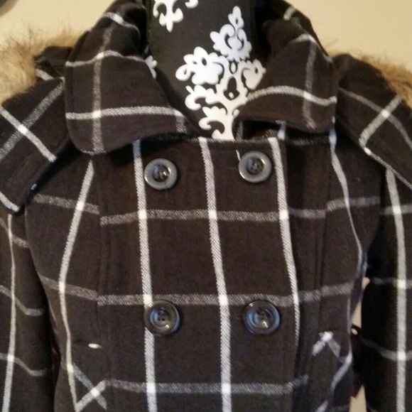 Family takes it. Black and White Pea Coat - Picture 2 of 4
