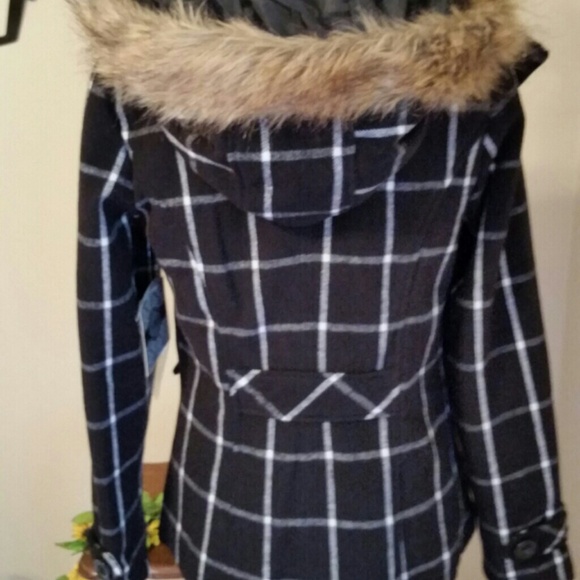 Family takes it. Black and White Pea Coat - Picture 4 of 4