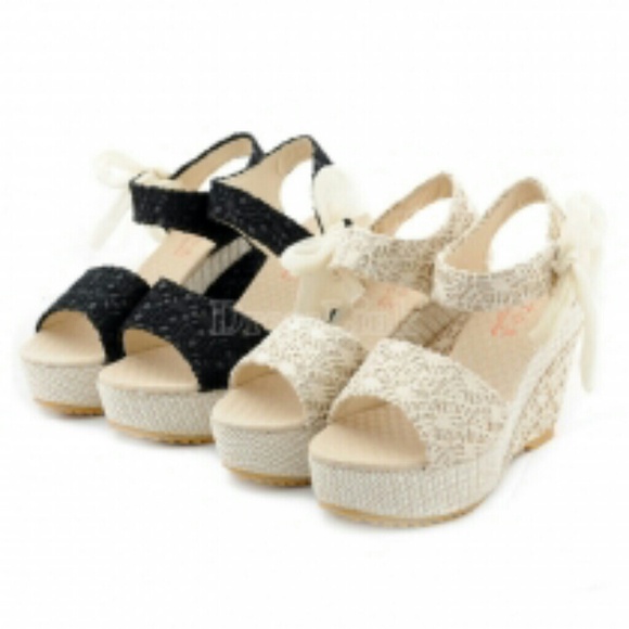 White or Black Wedges!