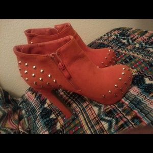 OMG! Orange WedgeLowBootHill