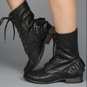 Betsey Johnson boots