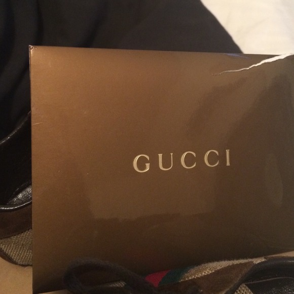 Gucci baby shoes only worn 3 times