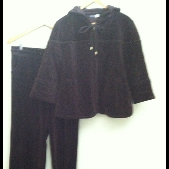 Clothes (real) Saks Fifth Avenue velvet track suit