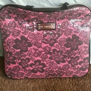 HP Laptop, Betsy Johnson laptop bag and cord.