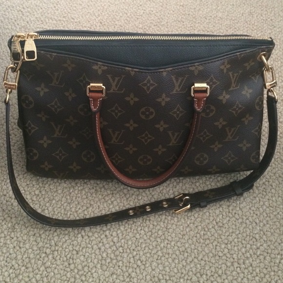 Louis Vuitton Pallas Monogram Noir