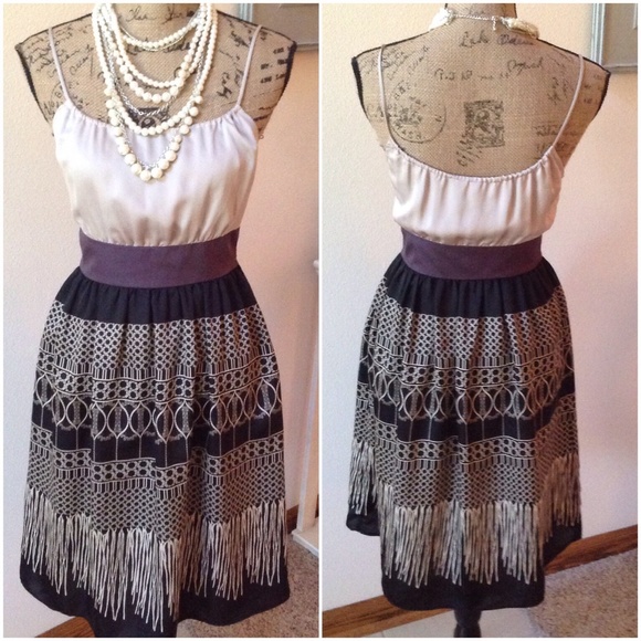 Old Navy Dresses & Skirts - 💕 Super Cute Old Navy dress